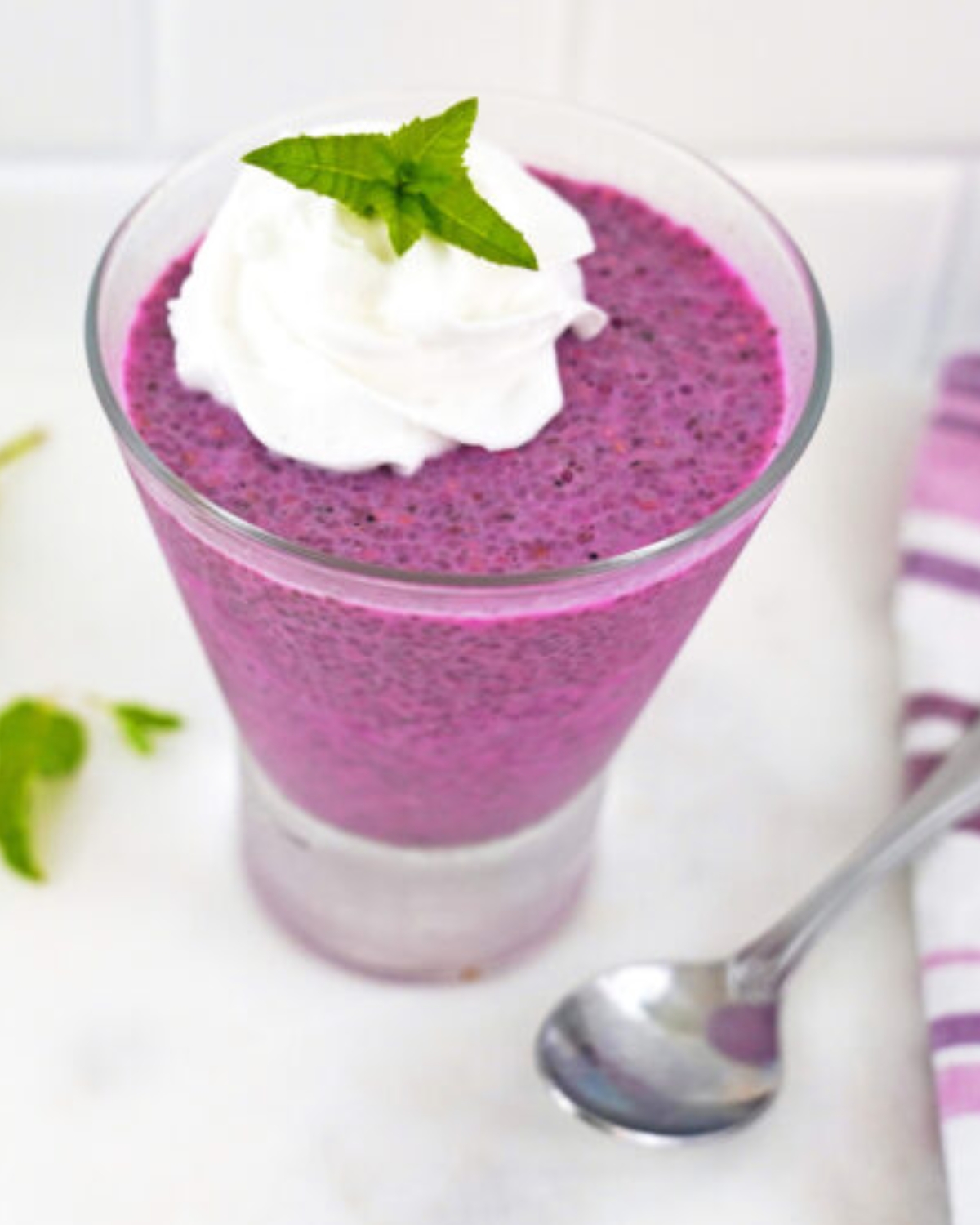 dragon fruit chia seed pudding