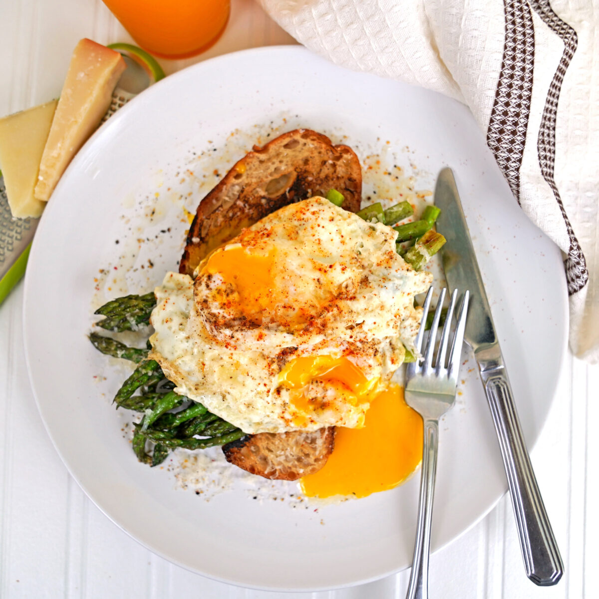 eggs and asparagus on sourdough toast