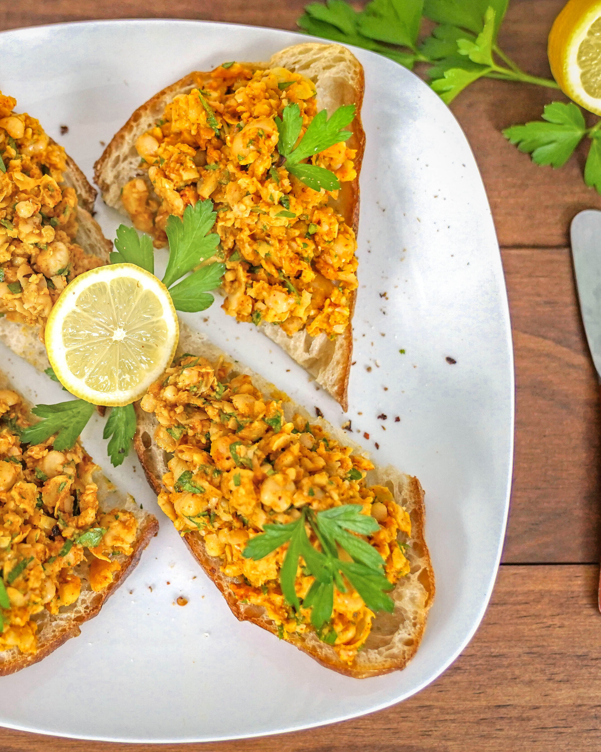 curry chickpea sandwich