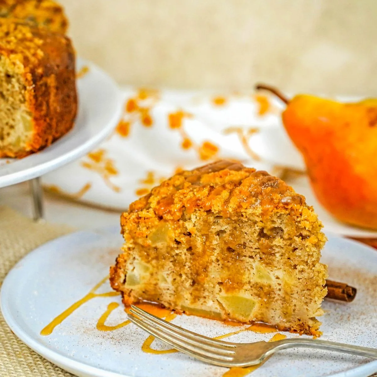 spiced pear coffee cake