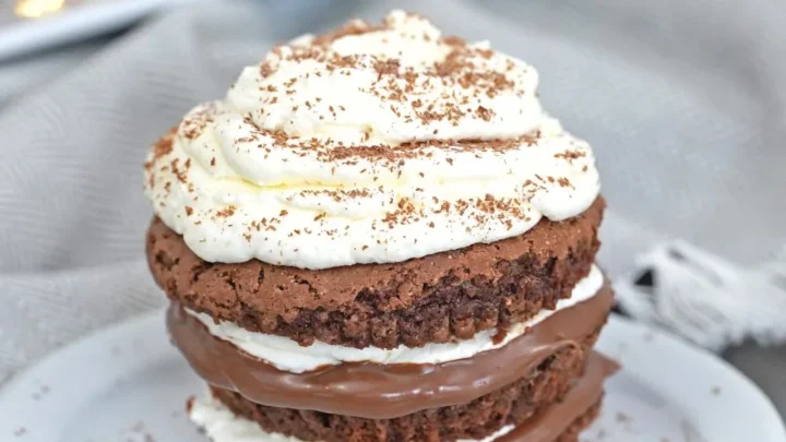 nutella tiramisu cakes pin