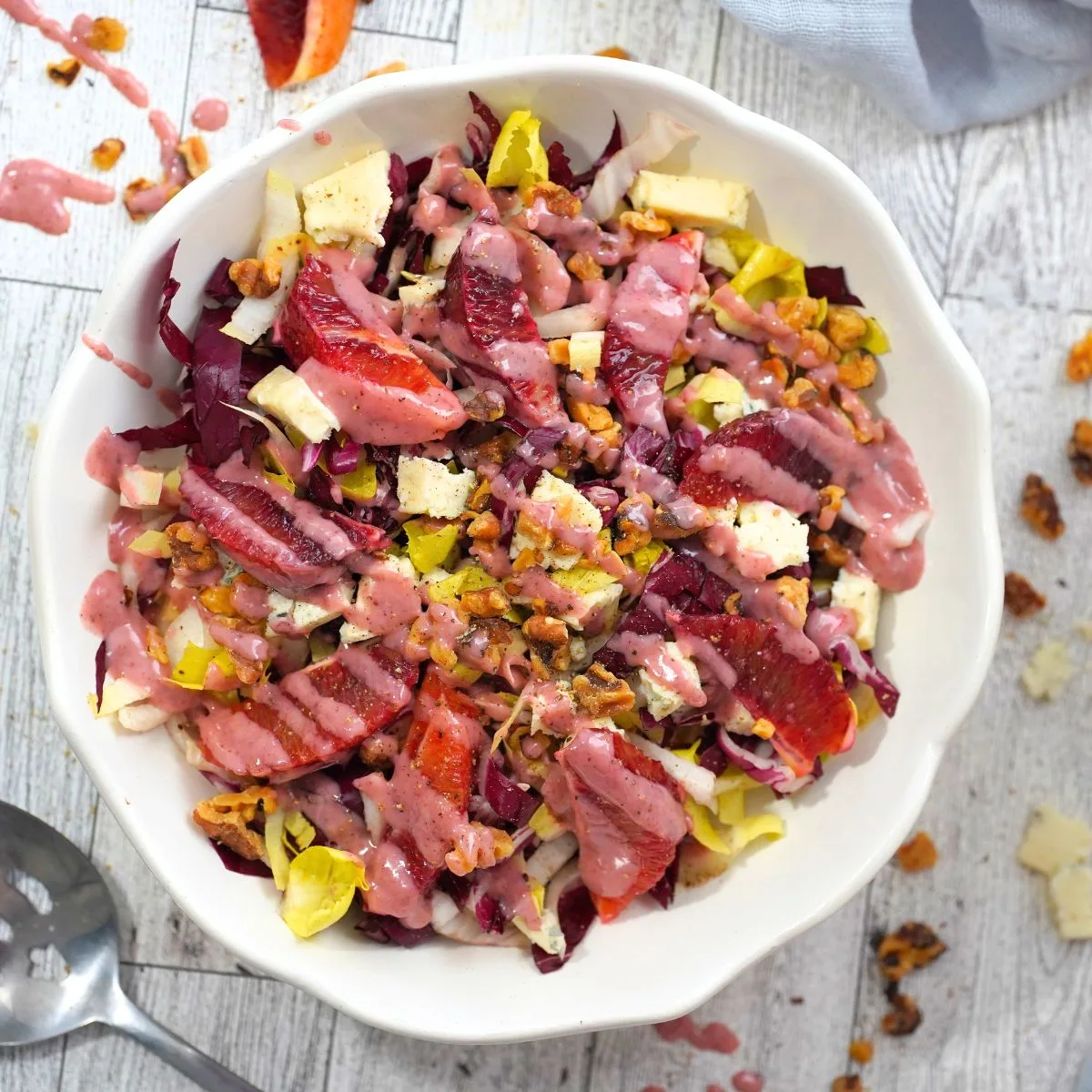 winter salad with radicchio, endives, blood oranges, walnuts and blue cheese