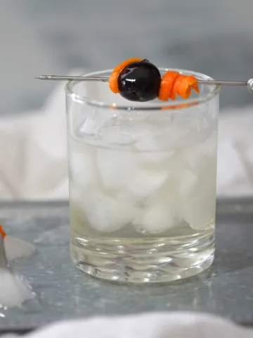 white Manhattan cocktail recipe