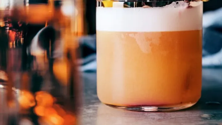 amaretto sour