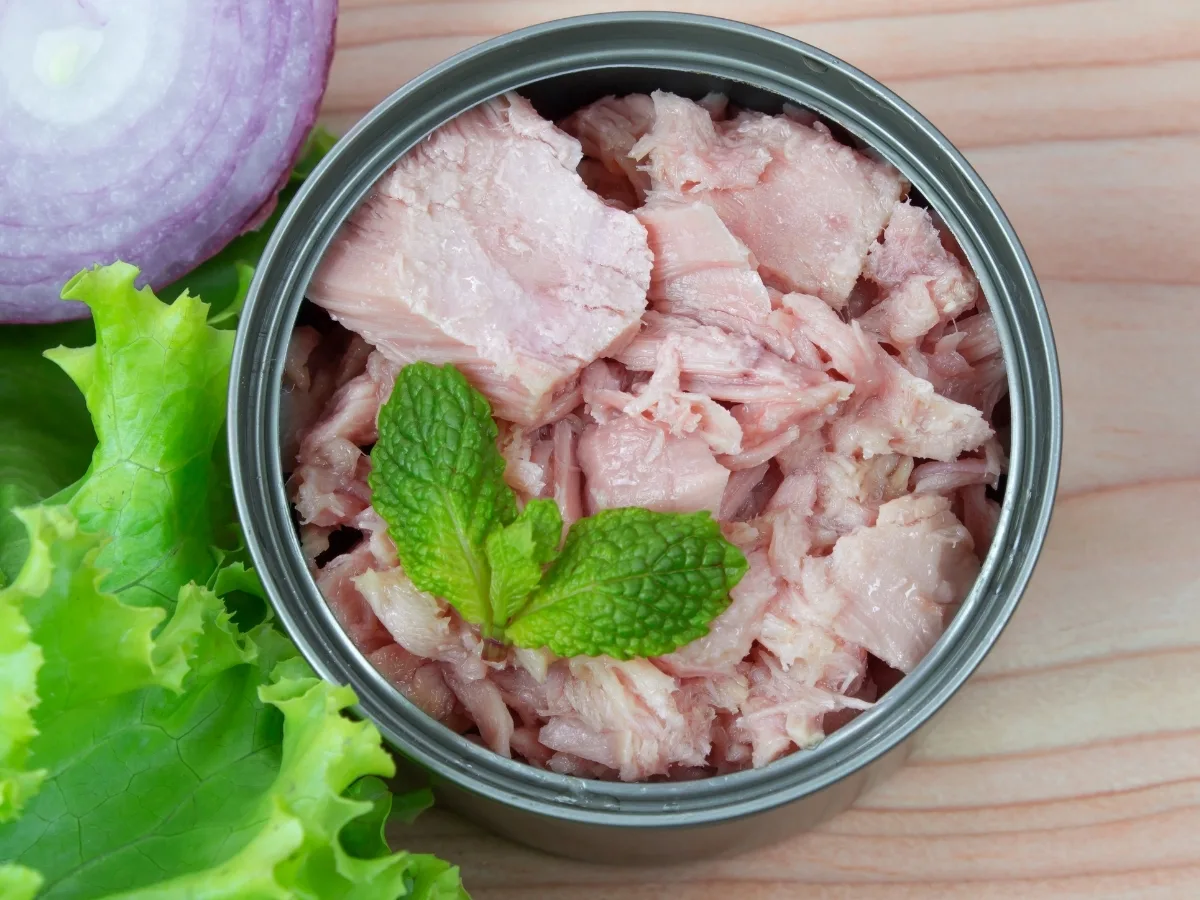 foods that start with A - albacore tuna