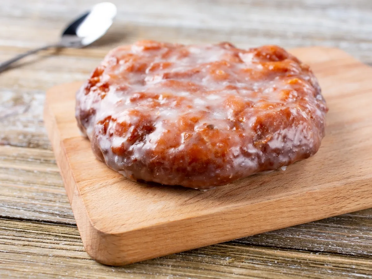 foods that start with A - apple fritter