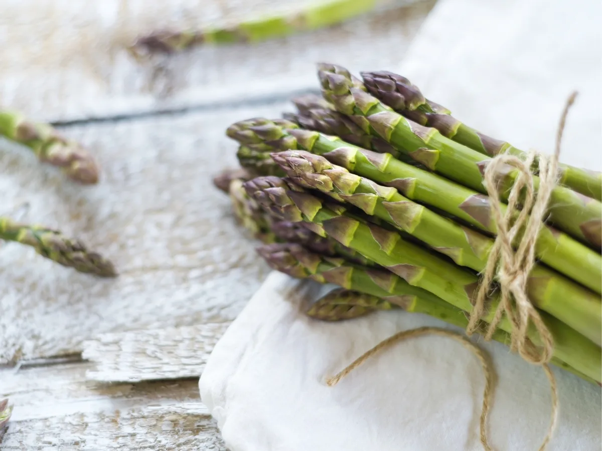 foods that start with A - asparagus