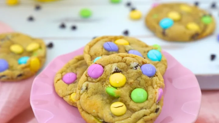 M&M Chocolate Chip Cookies