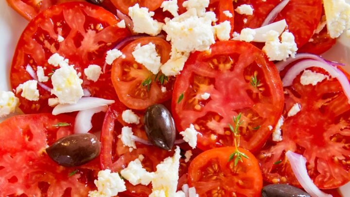 easy tomato feta salad with olives and red onions