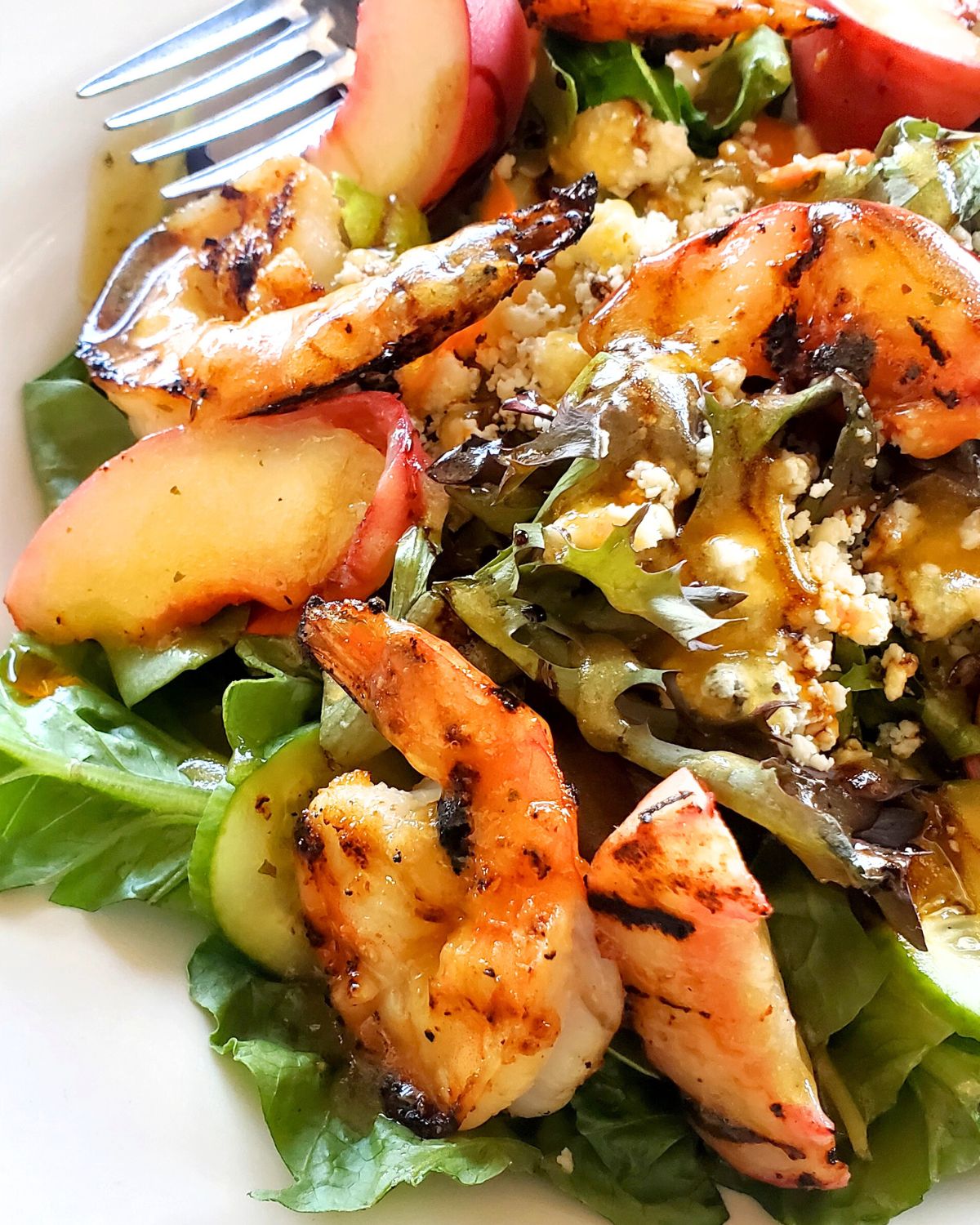 grilled shrimp and white peach salad