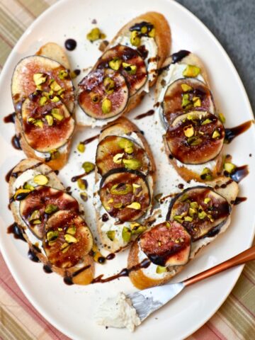 Blue Cheese and Fig Appetizer